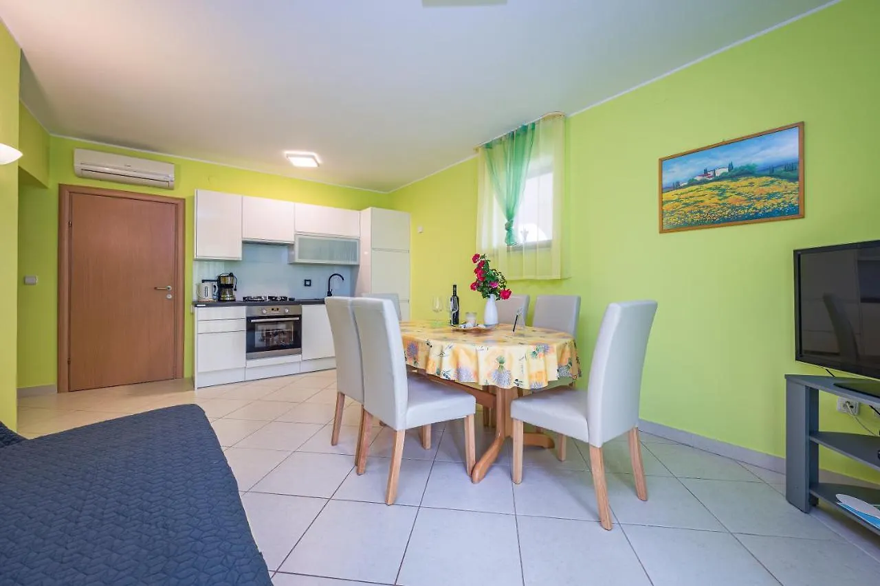 Apartment Apartmani Kazun Fazana